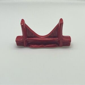 Wade Whimsies Red Rose Tea World Monuments Series Golden Gate Bridge Figurine